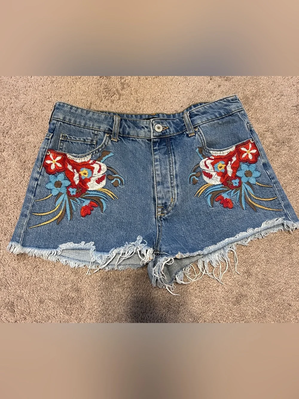 Bershka Embroidered Denim Shorts in Blue with Red & Turquoise Floral Accents